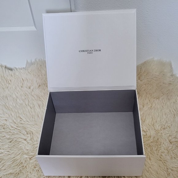 CHRISTIAN DIOR CD Empty white gift Box scarf small bag makeup storage home decor - Picture 6 of 6